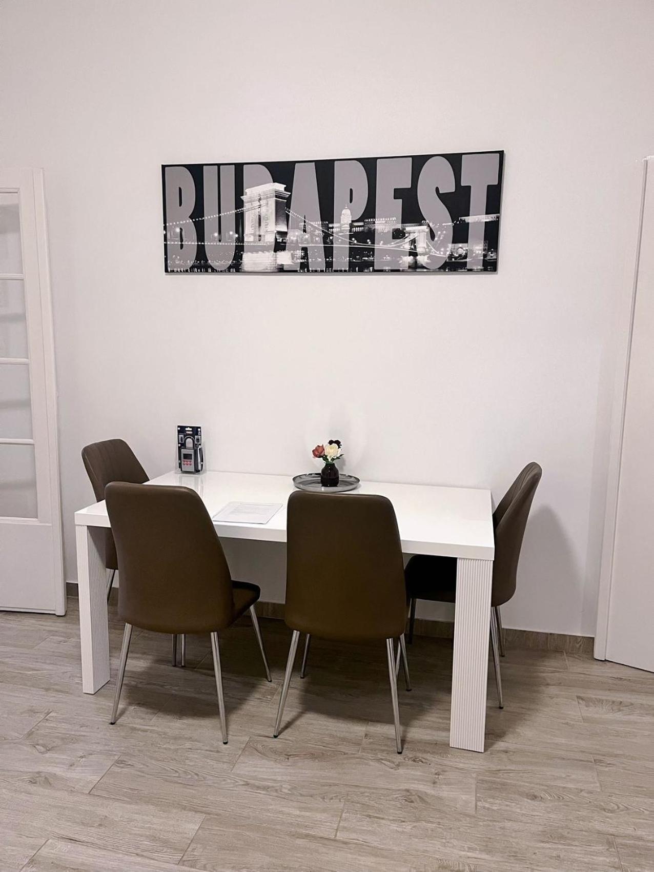 בודפשט Boutique Family Apartment In The Heart Of City מראה חיצוני תמונה