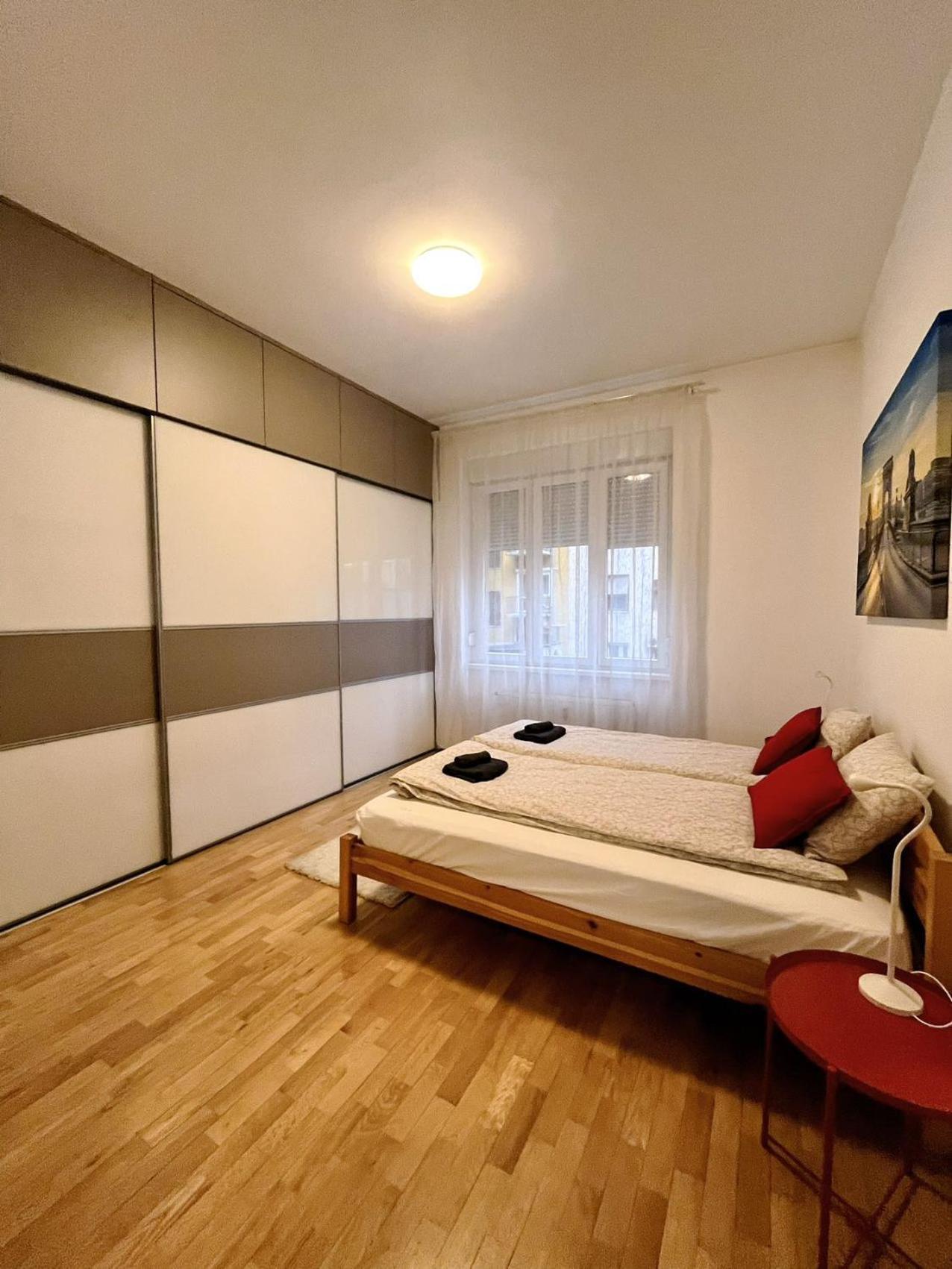 בודפשט Boutique Family Apartment In The Heart Of City מראה חיצוני תמונה