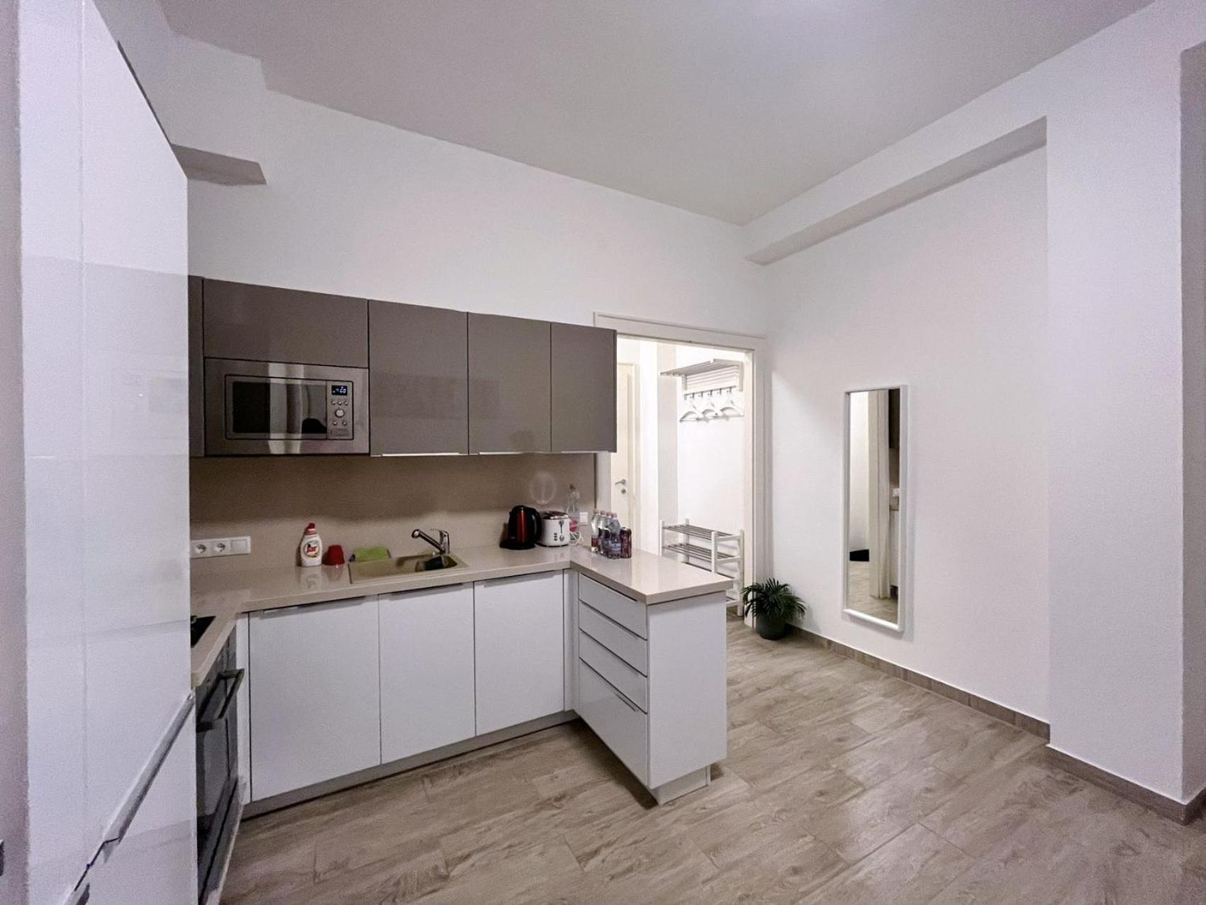 בודפשט Boutique Family Apartment In The Heart Of City מראה חיצוני תמונה