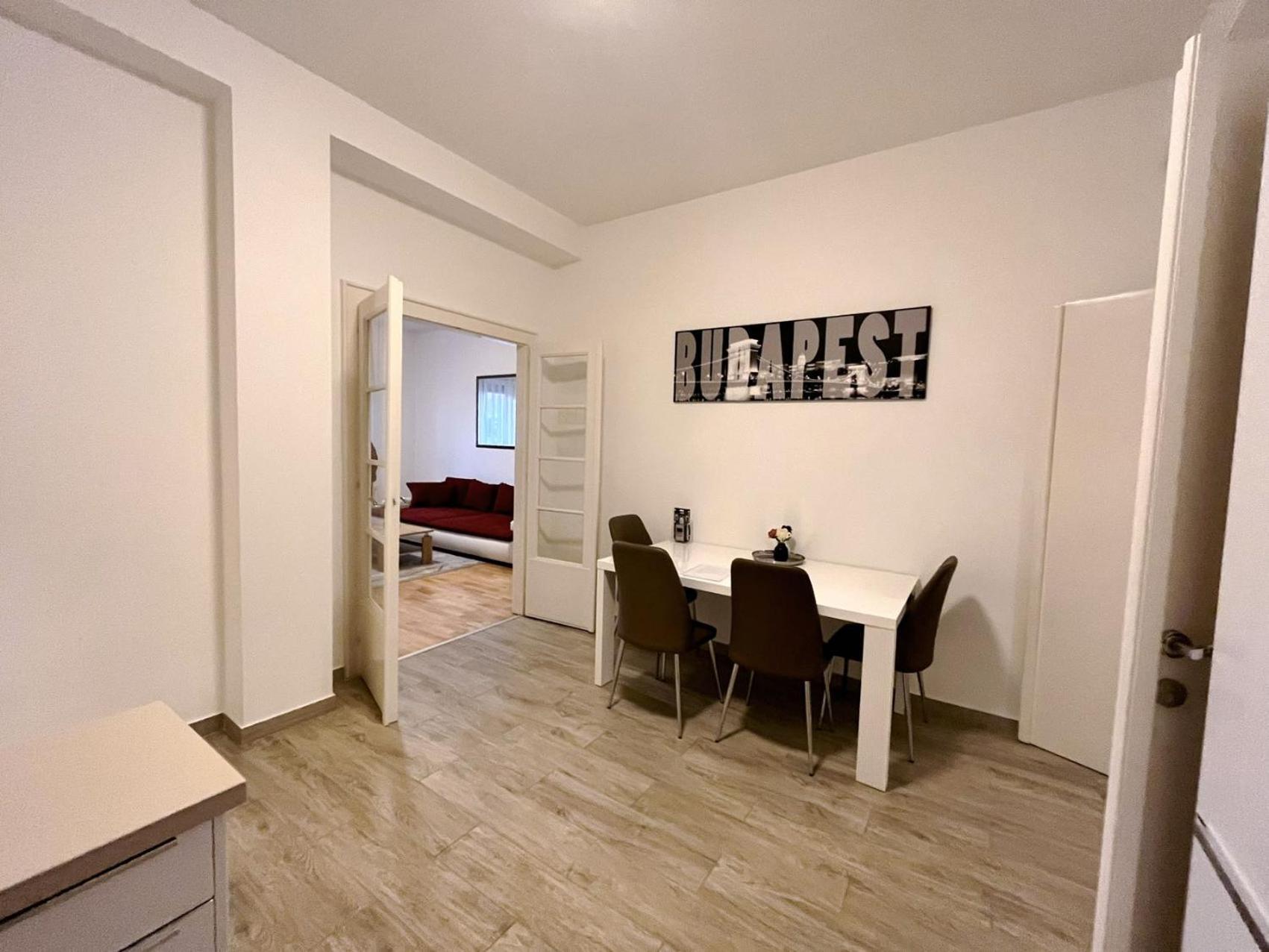 בודפשט Boutique Family Apartment In The Heart Of City מראה חיצוני תמונה