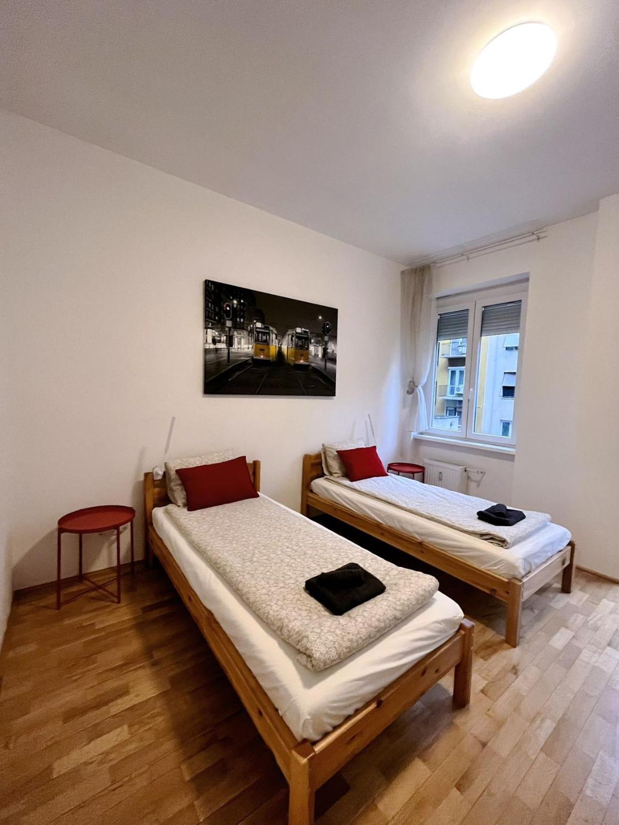 בודפשט Boutique Family Apartment In The Heart Of City מראה חיצוני תמונה