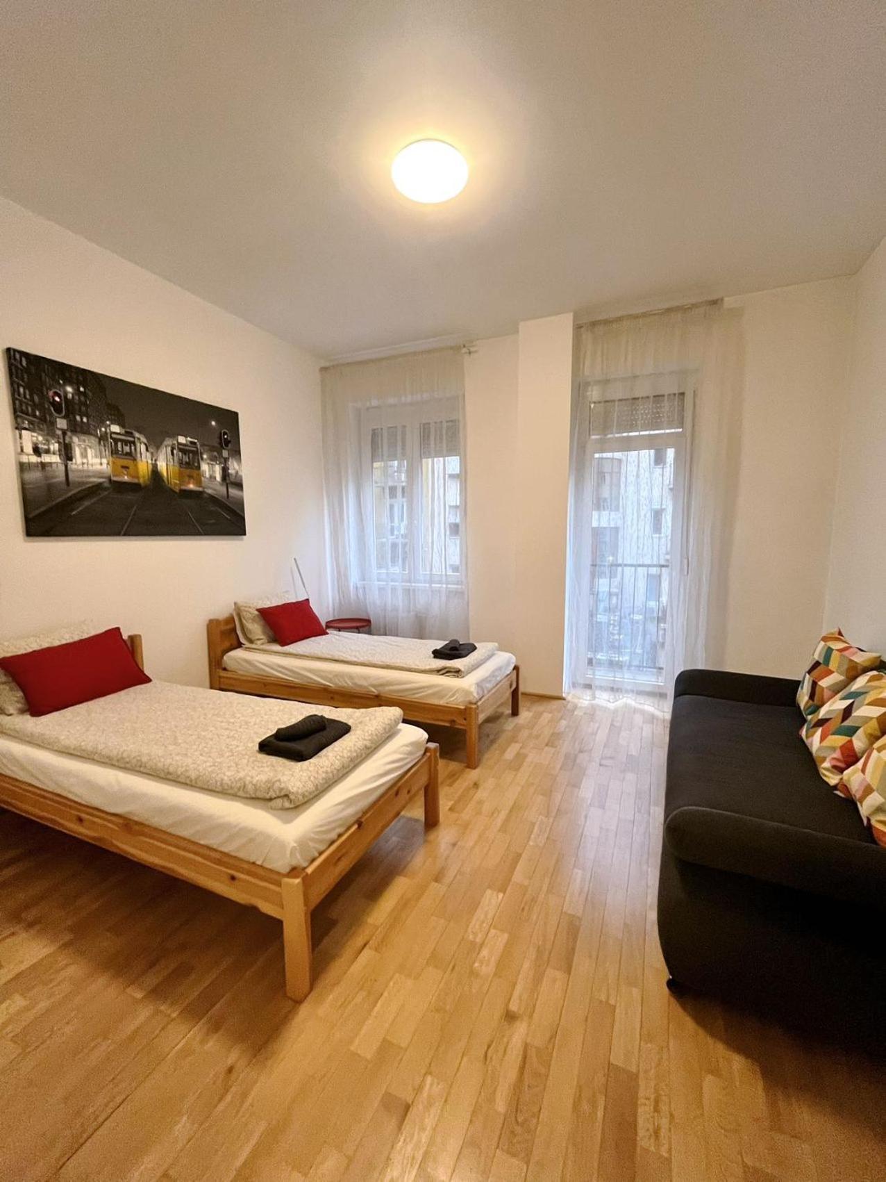 בודפשט Boutique Family Apartment In The Heart Of City מראה חיצוני תמונה