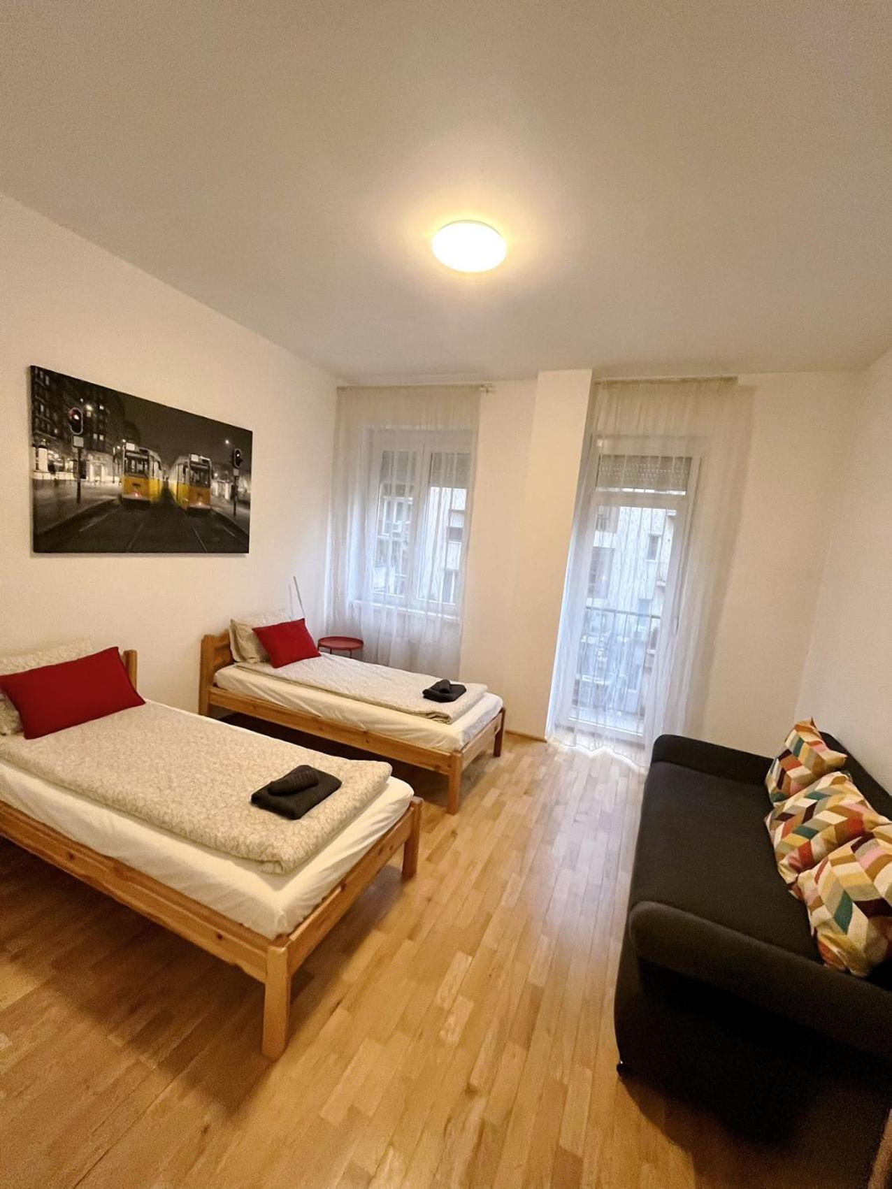 בודפשט Boutique Family Apartment In The Heart Of City מראה חיצוני תמונה